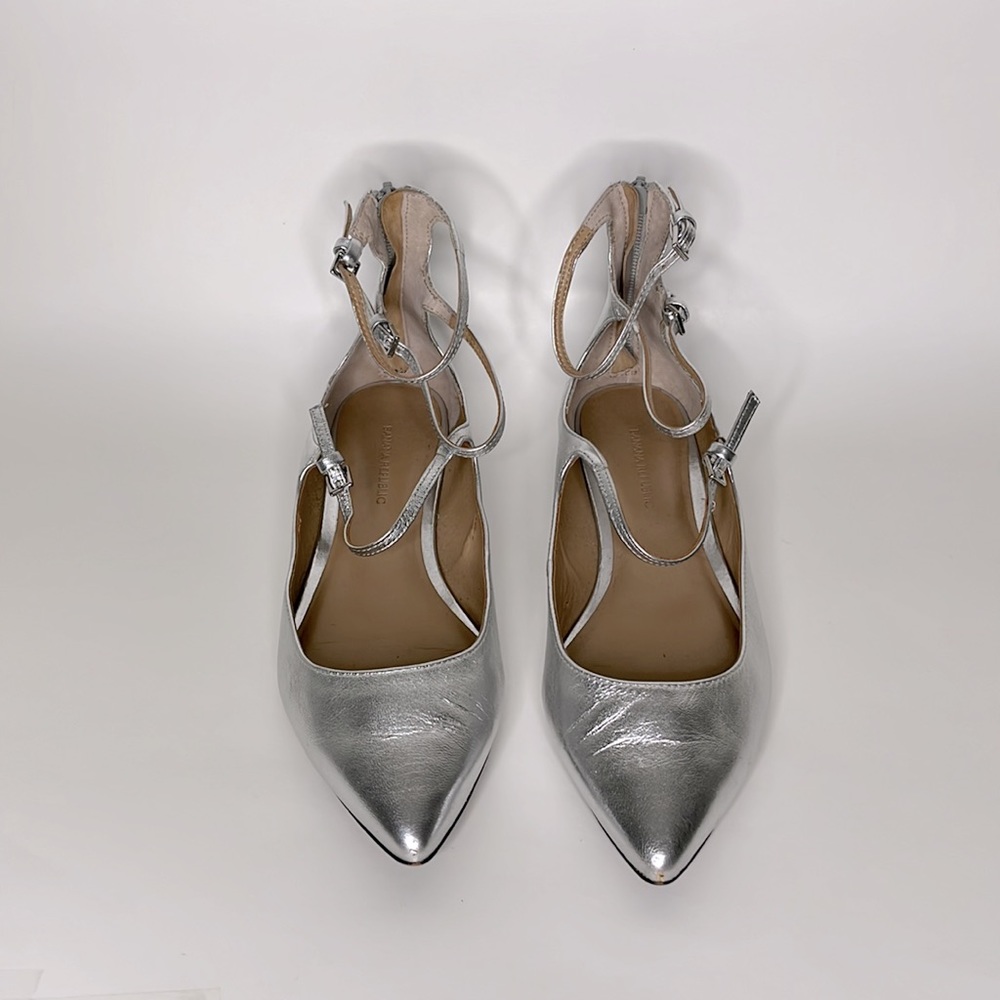 BANANA‎  REPUBLIC Metallic Silver Pointed Toe Strappy Flats Sz 7.5 - Picture 3 of 5